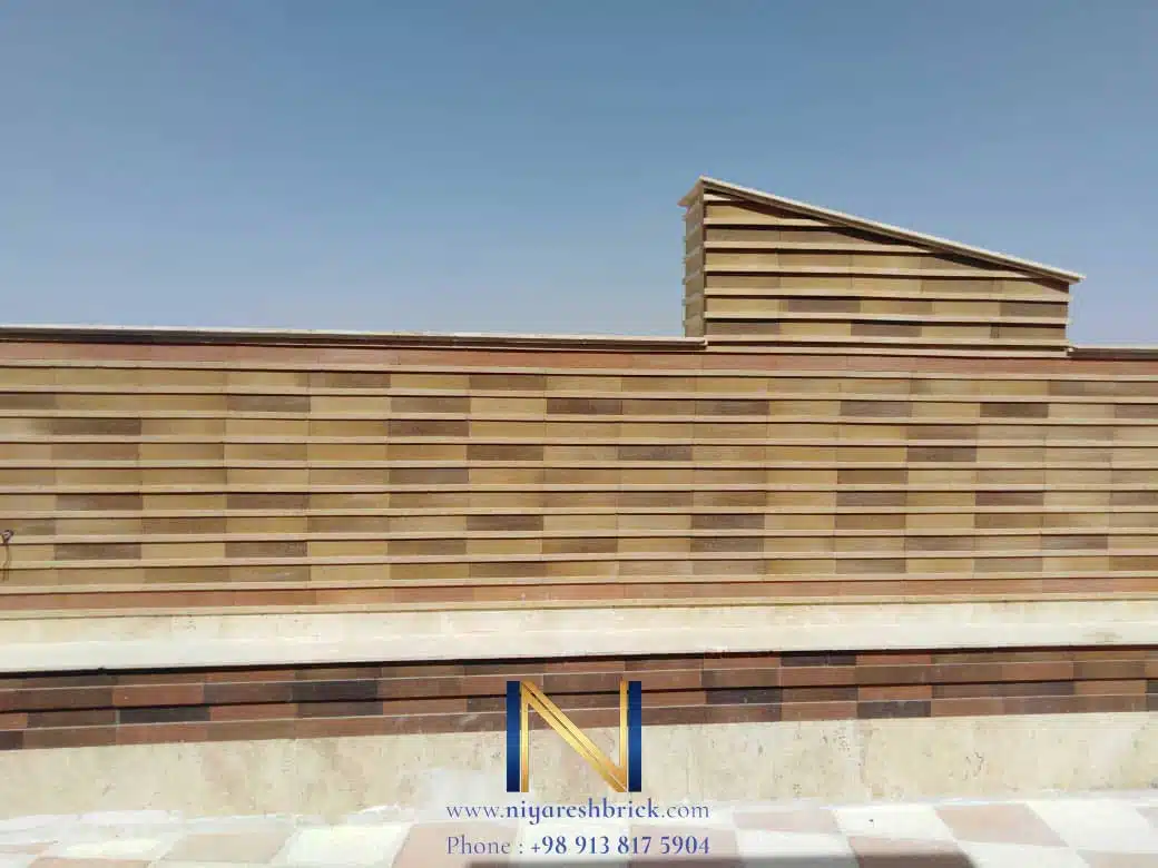 آجر نما شاموتی در حیاط