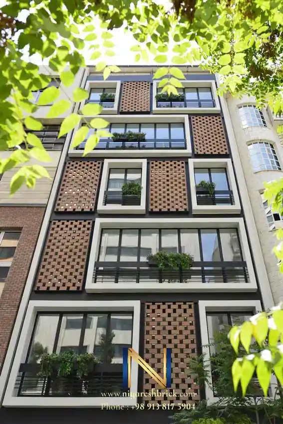 نمای ترکیب شده با آجر و سنگ